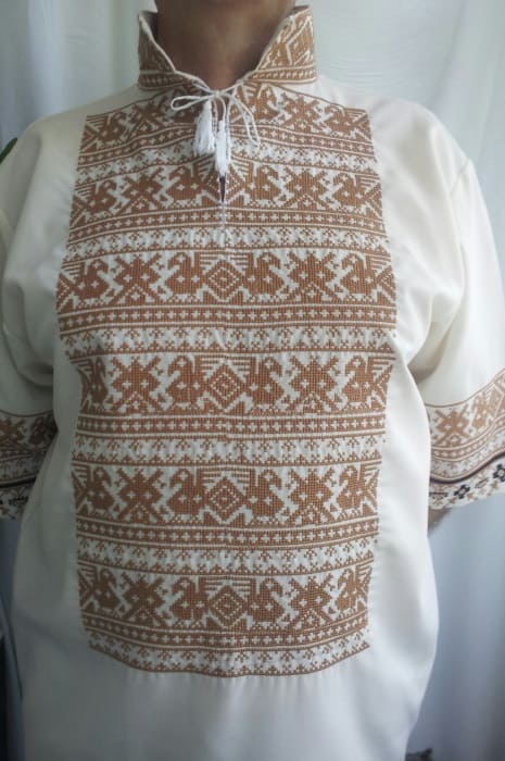 Славянская вышиванка с коротким рукавом